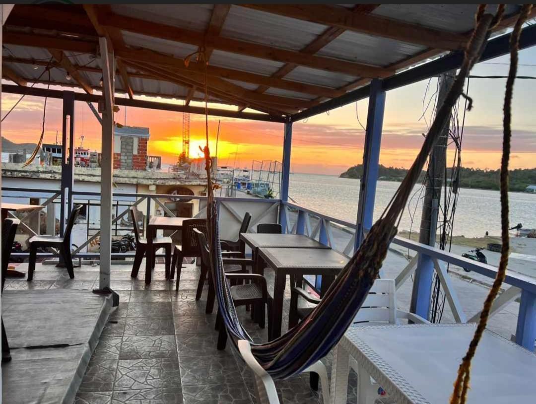 Posada Lia Centro Providencia  エクステリア 写真